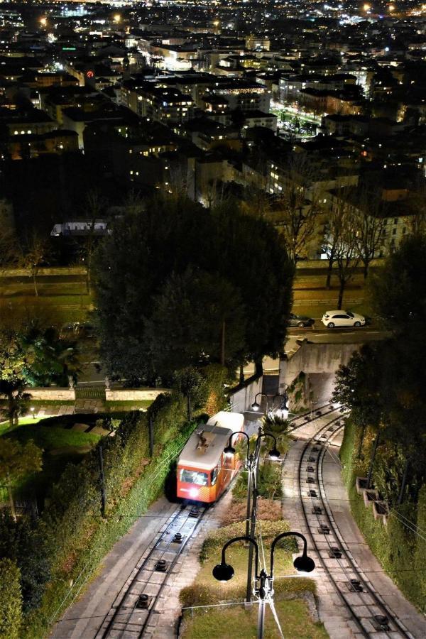 “Dietro L'Angolo” Charme & Relax Nel Centro Citta Bergamo Eksteriør bilde